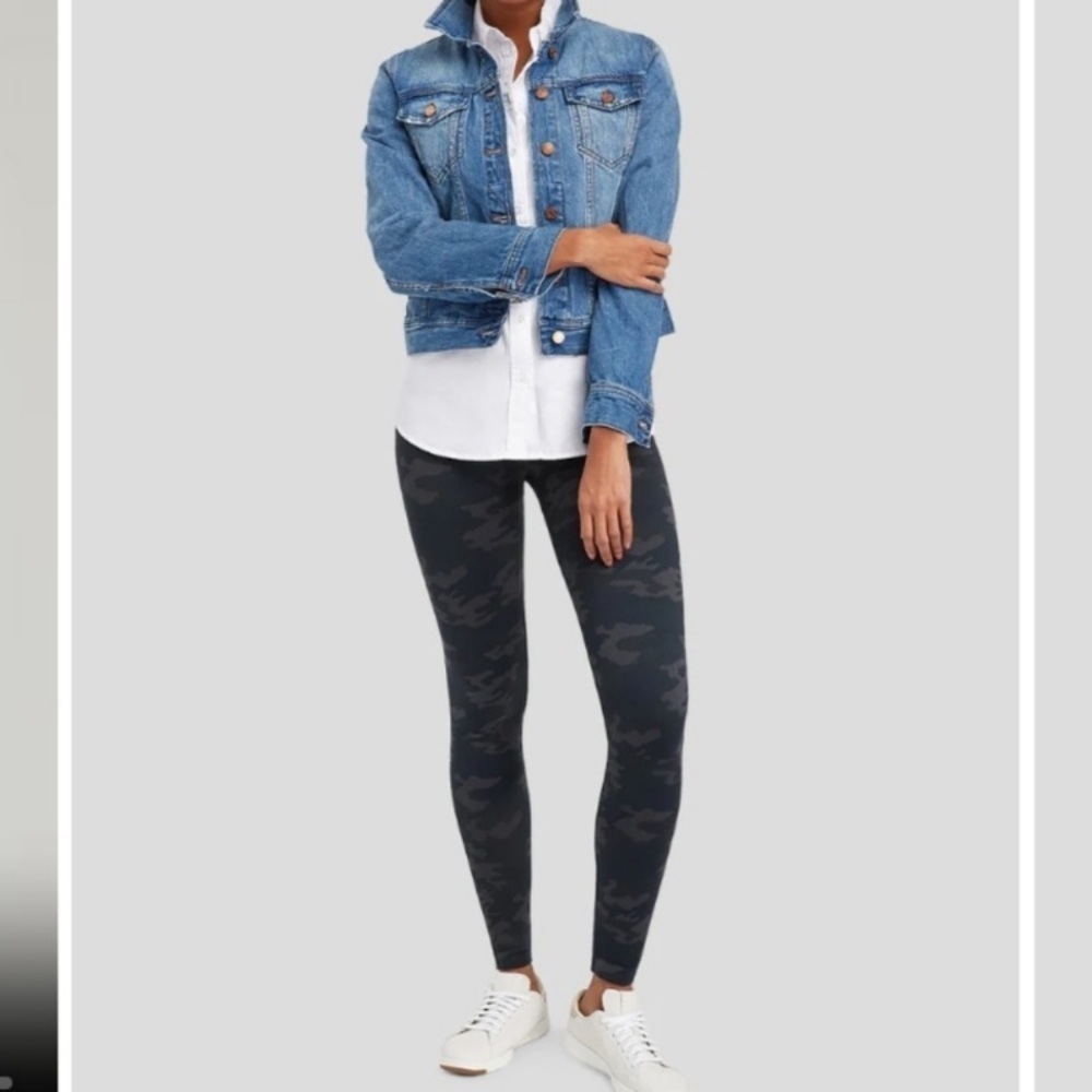 SPANX Look At Me Now leggings